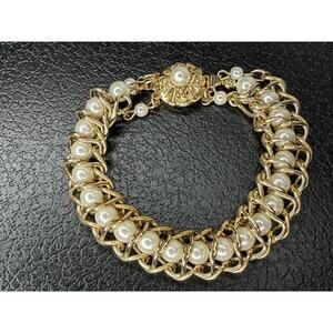 Vintage Faux Pearl Gold Tone Wrapped Chain Bracelet Floral Clasp Hollywood Glam